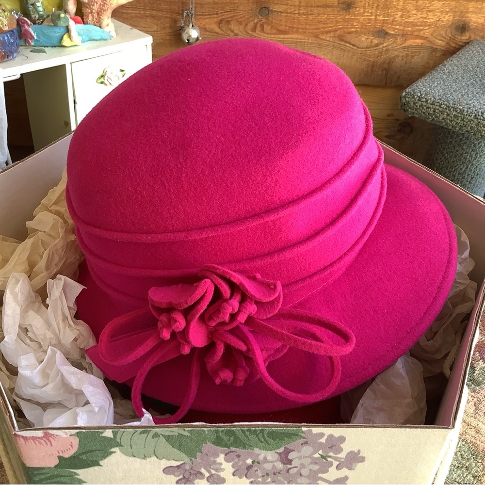 Bright pink magenta felted wool Cloche hat with flower bow detail